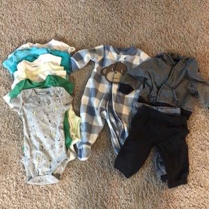 Lot of newborn boys clothes